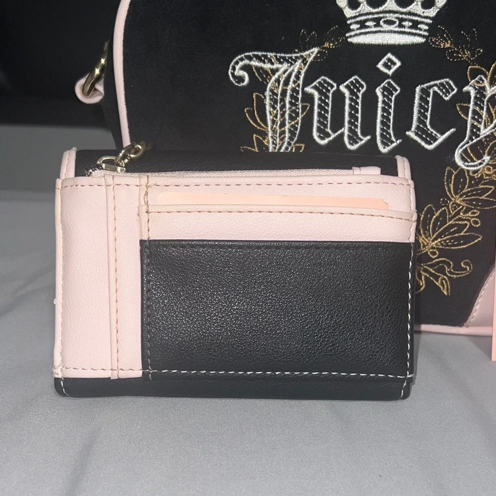 Juicy Couture Black and Pink Crossbody Bag with Wallet - Picture 4 of 9